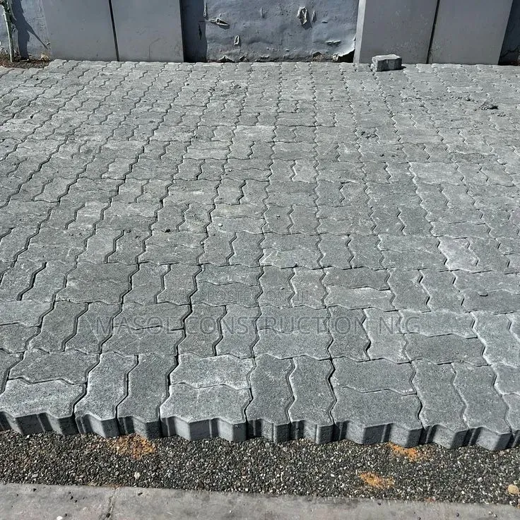 Quality Interlock Paving Stone Surface Installation