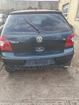 Volkswagen Golf 2002 Green