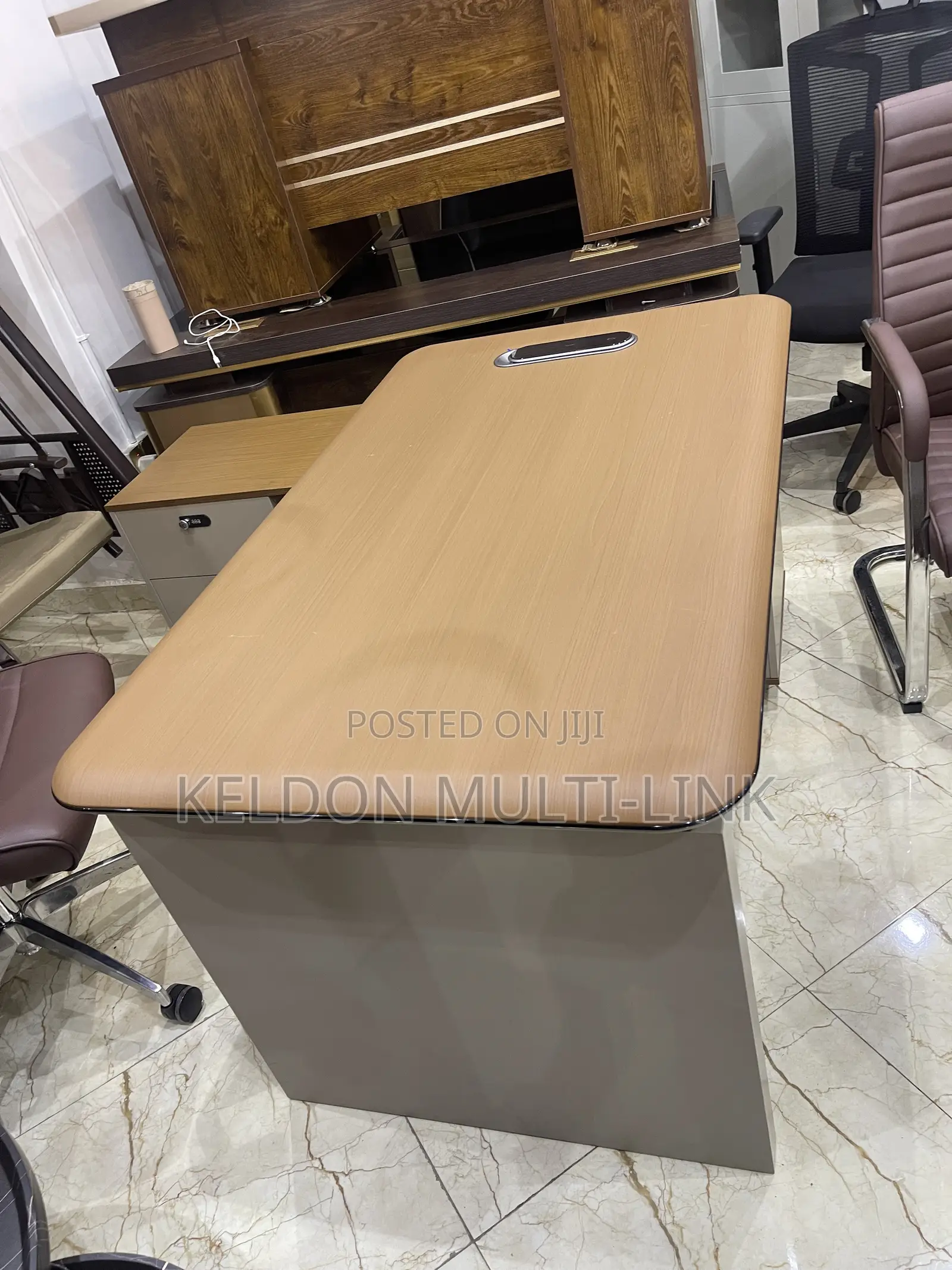 Semi Executive Table
