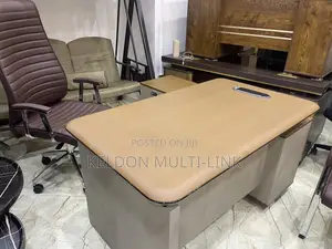 Semi Executive Table