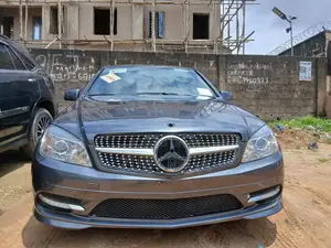 Mercedes-Benz C300 2010 Gray