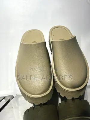Imported Casual Slide