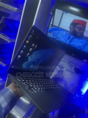 Laptop Dell Latitude 7300 8GB Intel Core i5 SSD 256GB