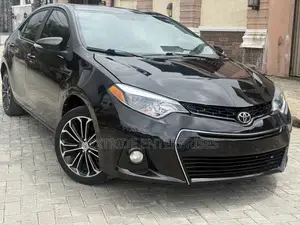 Toyota Corolla 2014 Black