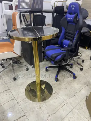 High Quality Cocktail Table