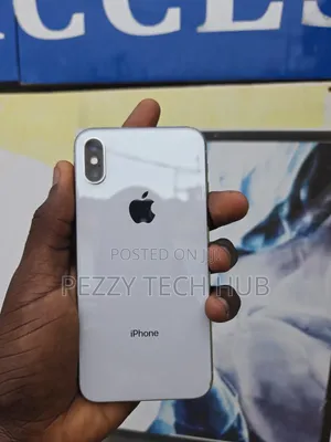 Apple iPhone X 64 GB White