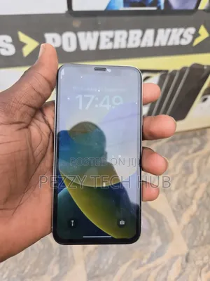 Apple iPhone X 64 GB White
