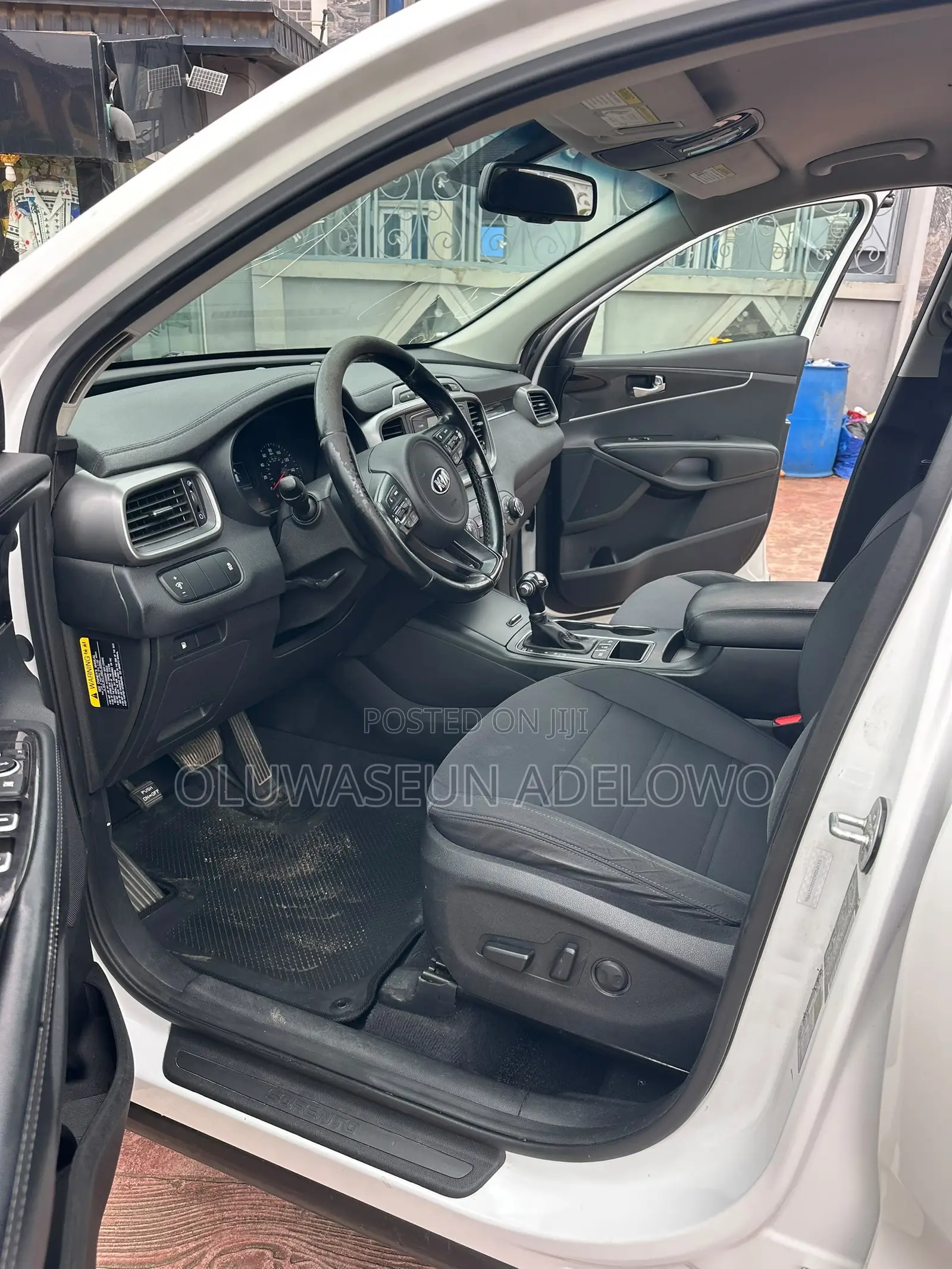 Kia Sorento 4dr SUV 2016 White