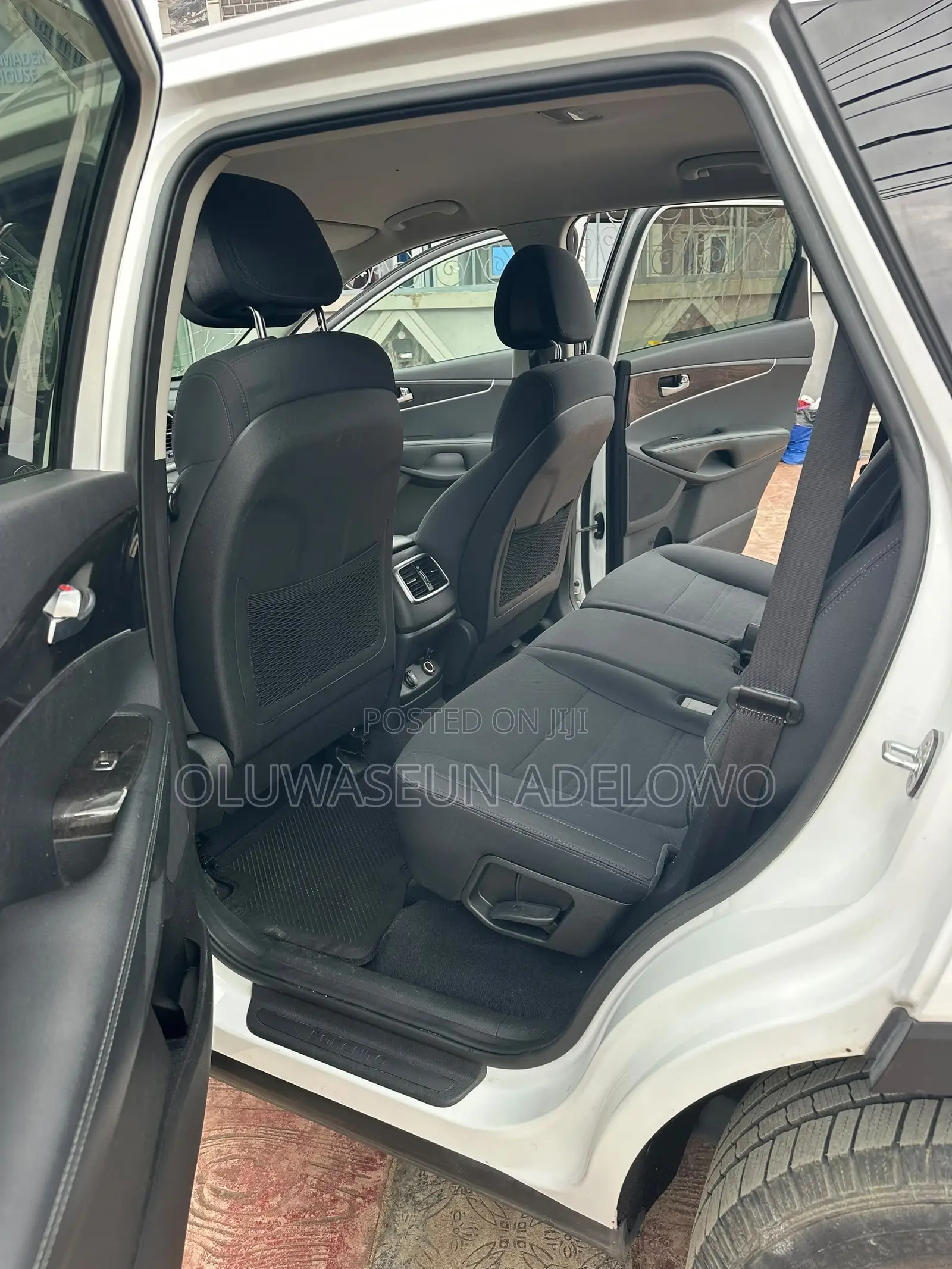 Kia Sorento 4dr SUV 2016 White