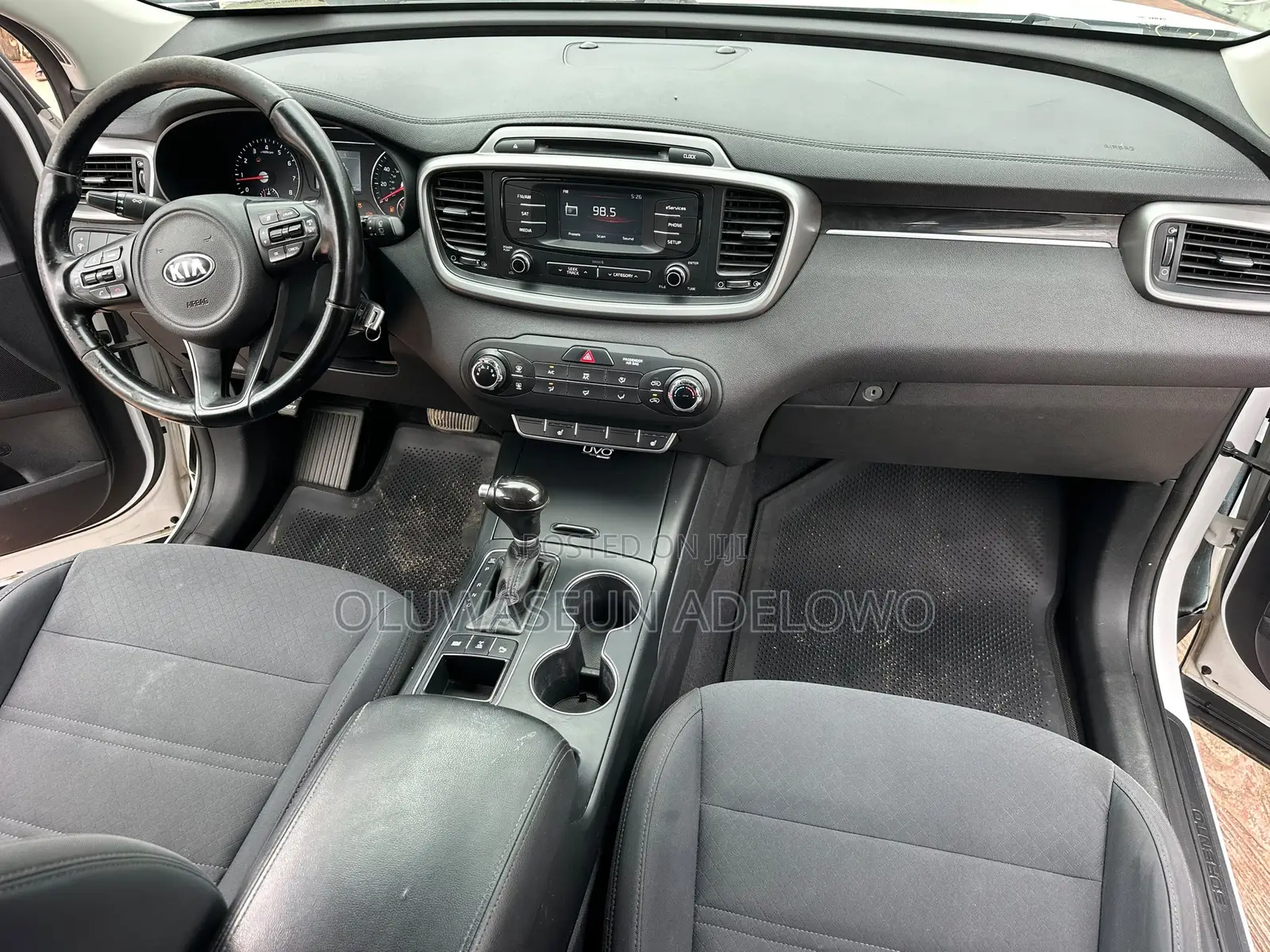 Kia Sorento 4dr SUV 2016 White