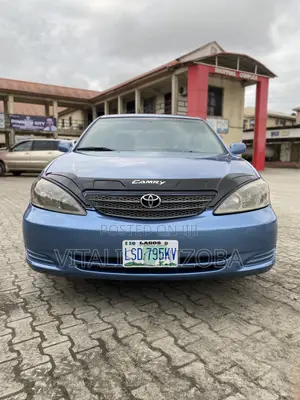 Toyota Camry 2004 Blue