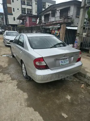 Toyota Camry 2004 Silver
