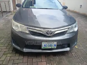 Toyota Camry 2013 Gray