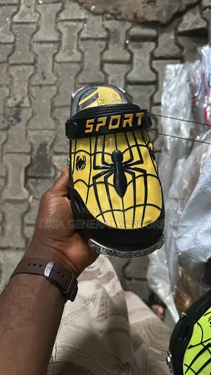 Crocs Spiderman Clogs