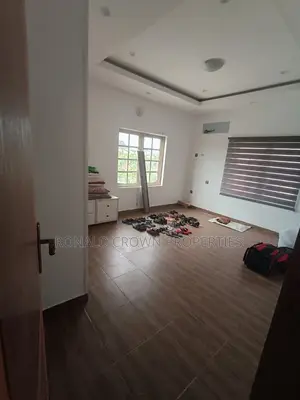5bdrm Duplex in Apple Junction for rent