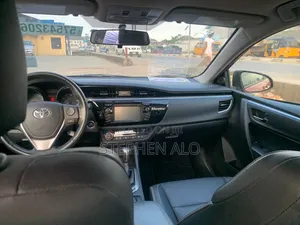 Toyota Corolla 2014 Red