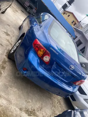 Toyota Corolla 1.4 Advanced 2009 Blue