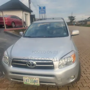 Toyota RAV4 2009 Silver
