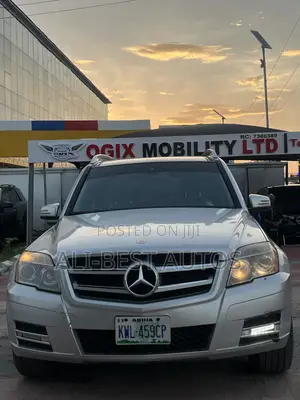 Mercedes-Benz GLK-Class 2012 Silver