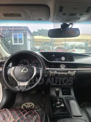 Lexus ES 350 FWD 2018 White