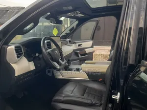 Toyota Tundra Hybrid 2025 Black