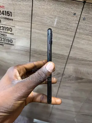 Apple iPhone 11 Pro Max 64 GB Black