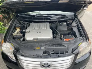 Toyota Avalon 2010 Black