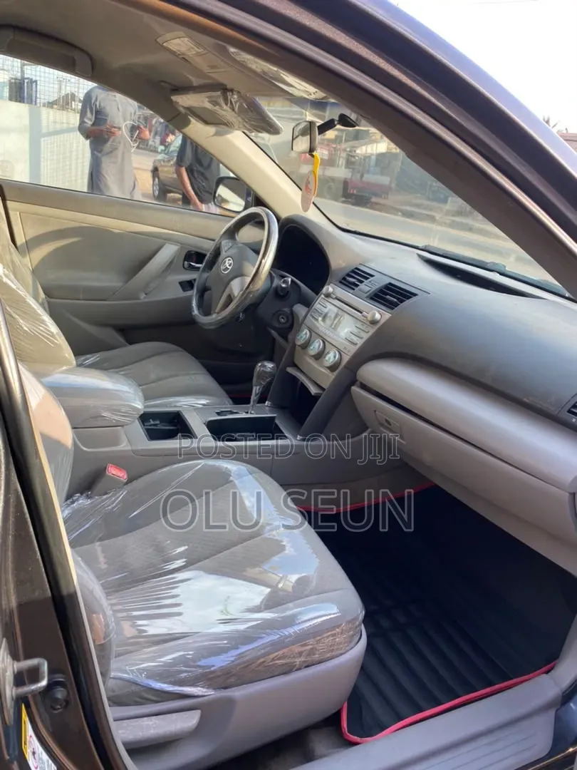Toyota Camry 2008 Gray