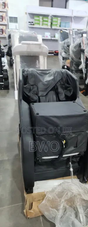 BRAND NEW LF8370 Executive Massage Chair Pro