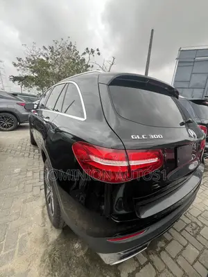 Mercedes-Benz GLC-Class 2017 Black