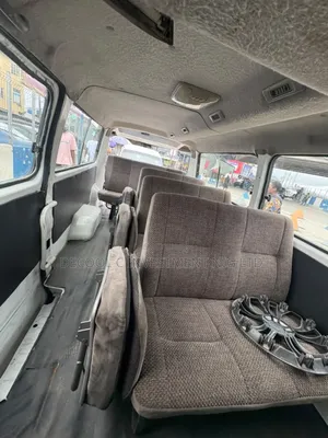 Nissan Caravan (Urvan) 2017 White