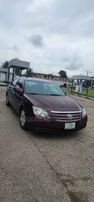Toyota Avalon XL Sedan FWD ( 3.5L 6cyl 6A) 2008 Burgundy
