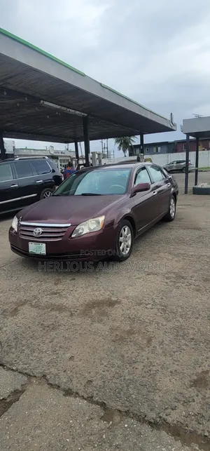 Toyota Avalon XL Sedan FWD ( 3.5L 6cyl 6A) 2008 Burgundy
