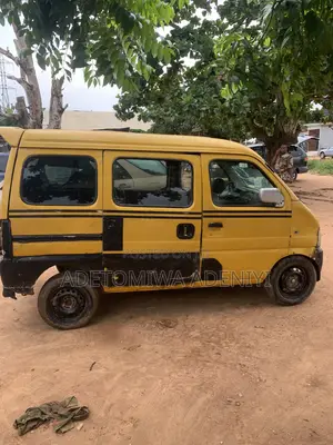 Suzuki Every 2004 Yellow
