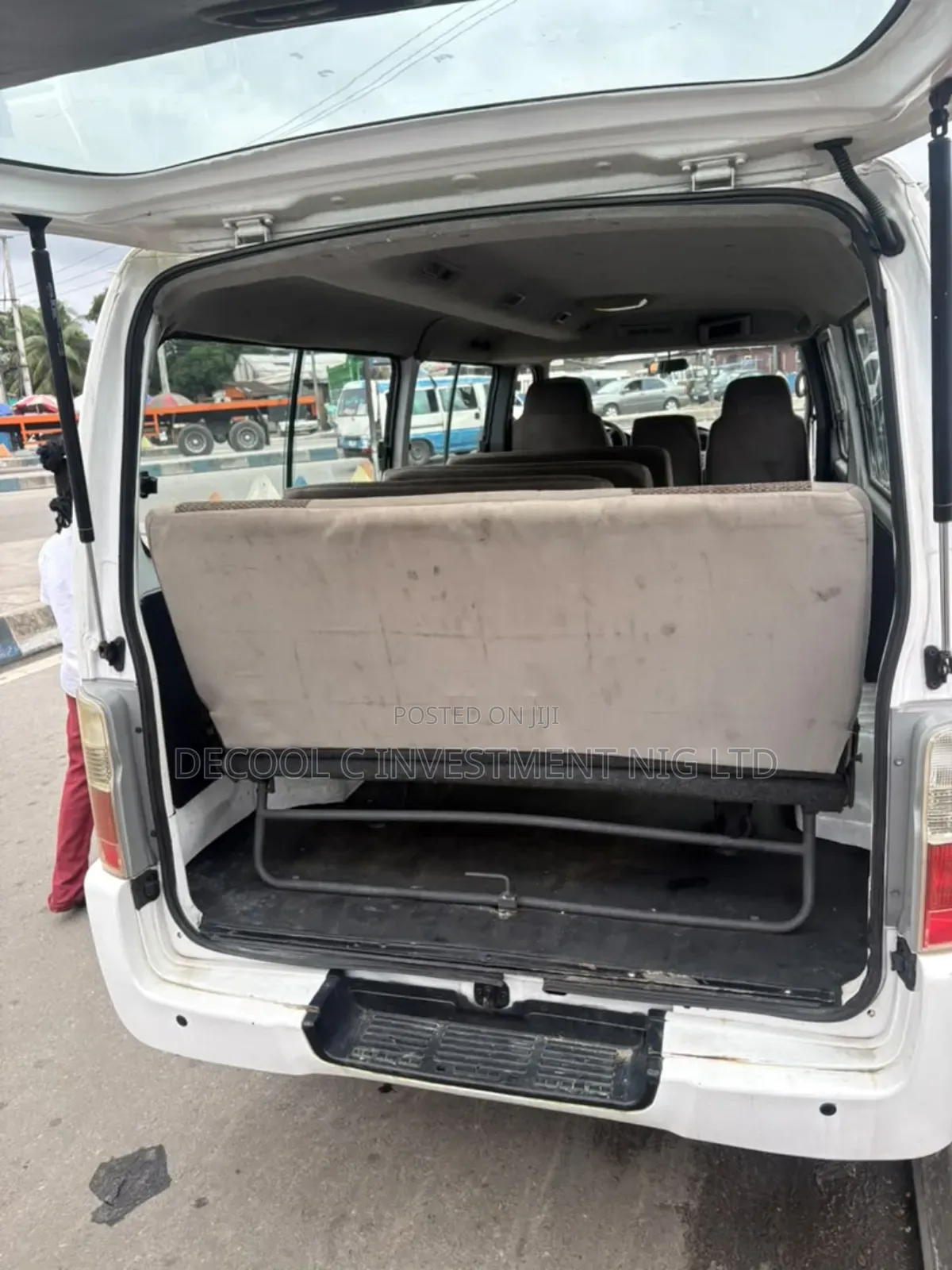 Nissan Caravan (Urvan) 2017 White