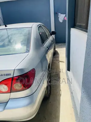 Toyota Corolla CE 2006 Silver