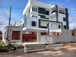 4bdrm House in Ikeja GRA for rent