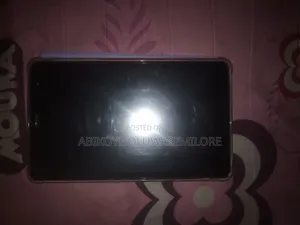 Touching T5 256 GB Pink