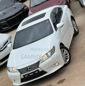 Lexus ES 2015 White