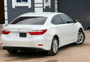 Lexus ES 2015 White