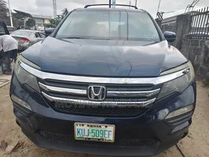 Honda Pilot Touring 4dr SUV (3.5L 6cyl 9A) 2017 Blue