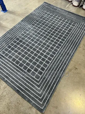 Center Rugs