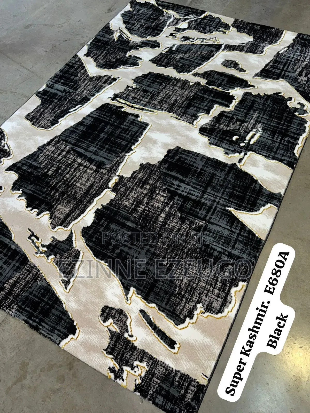 Center Rugs