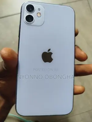 Apple iPhone 11 64 GB Purple
