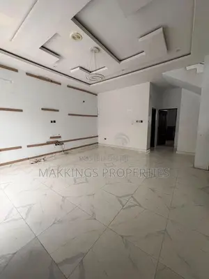 4bdrm Duplex in Thomas Estate for rent