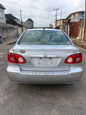 Toyota Corolla LE 2005 Silver