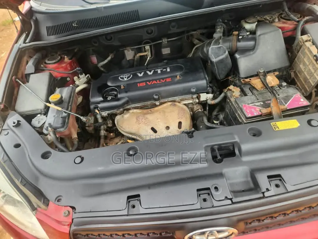 Toyota RAV4 2008 Red