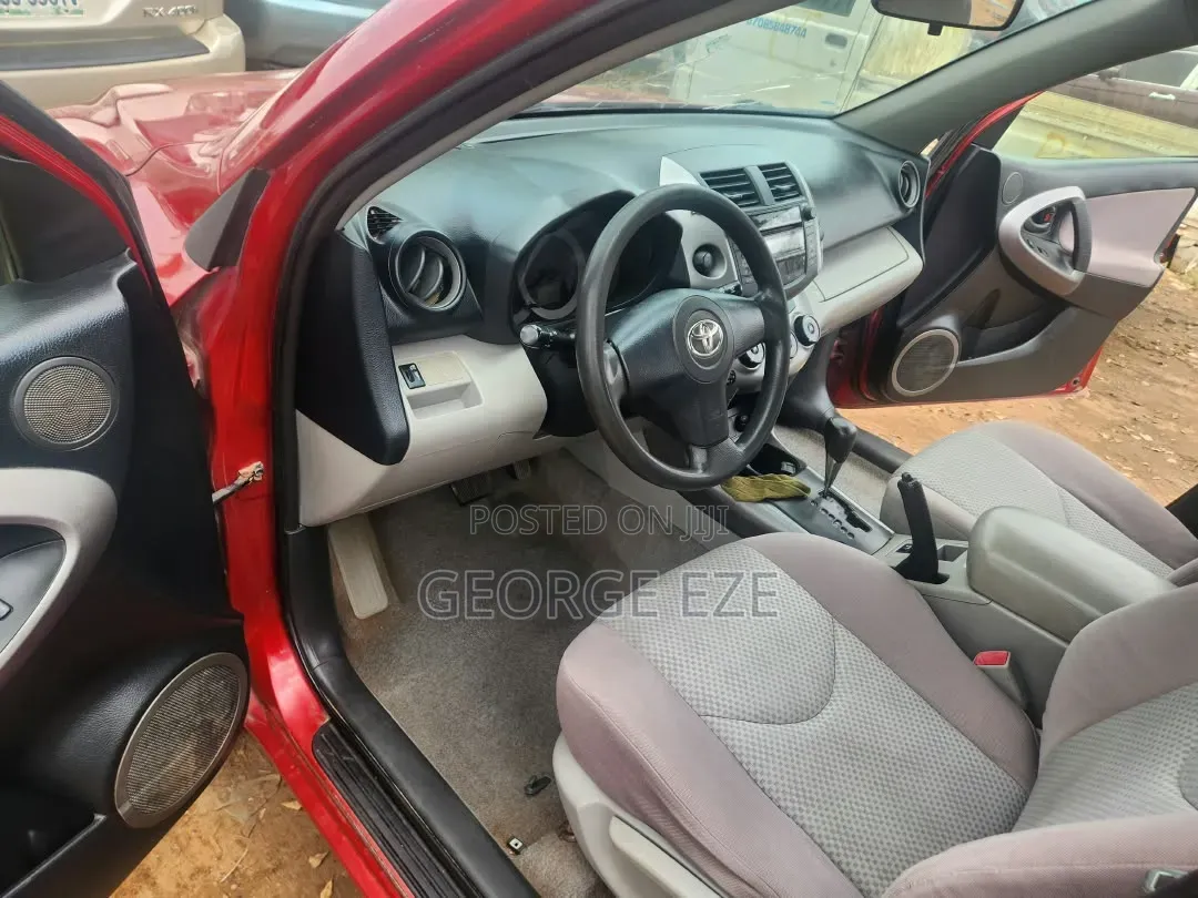 Toyota RAV4 2008 Red