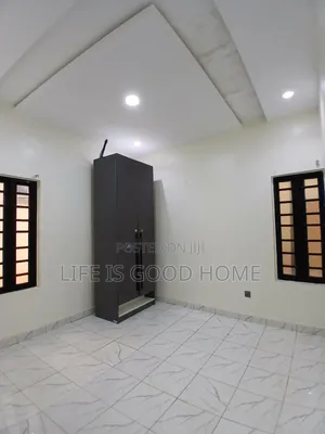 1bdrm Shared Apartment in Creek  Villa Estate, Chevron for rent