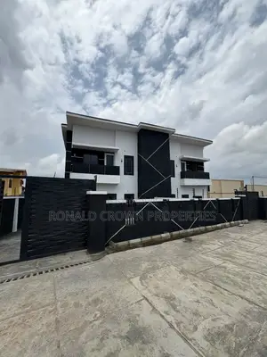 4bdrm Duplex in Eleyele for sale